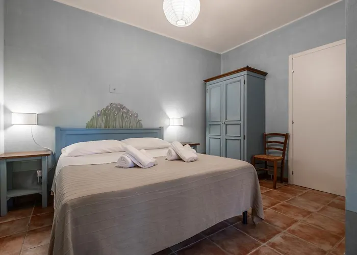 Rosaspina - 7 *